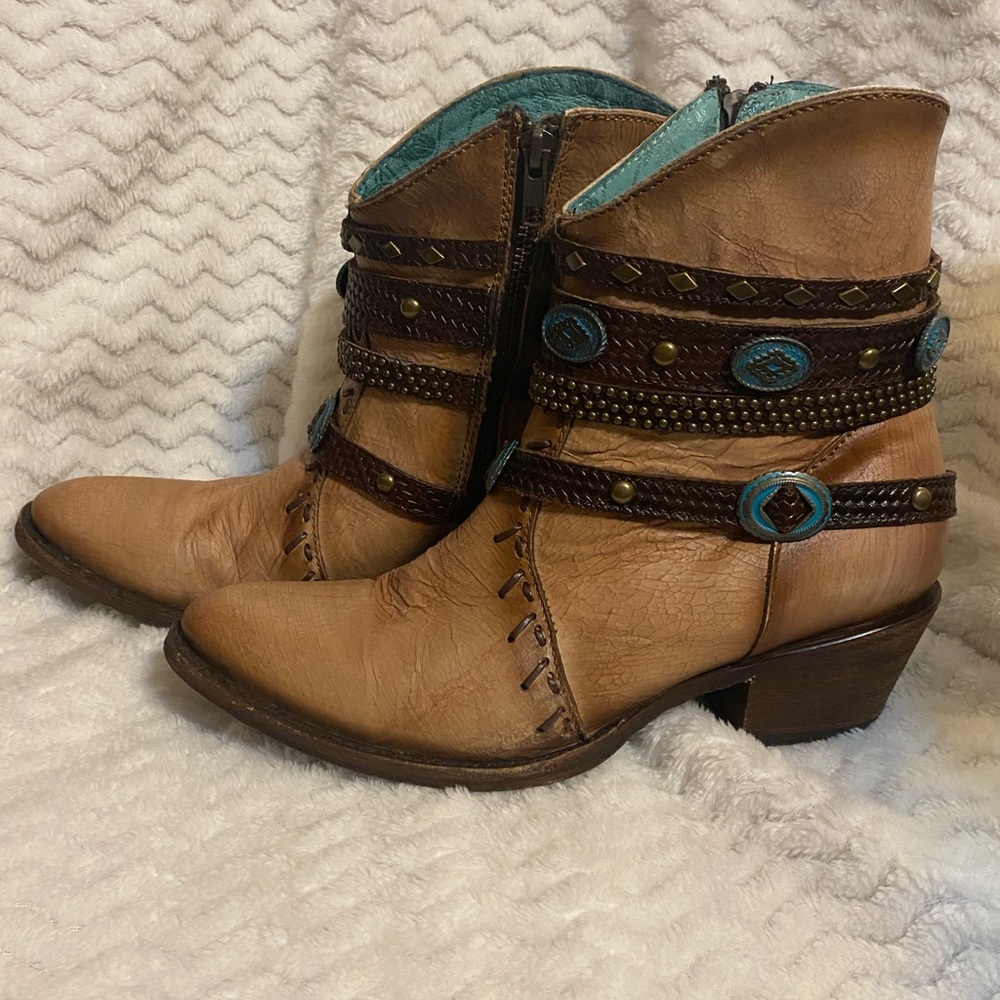 Corral C3195 leather ankle boots